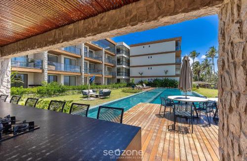 Sao Francisco House | Apartments in a condo with pool on the beachfront in Ilhéus – PET