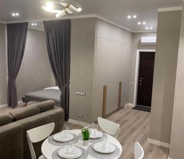 Arcadia Apartment | Premier Apartments in Arcadia CADORR 51 - Family Friendly