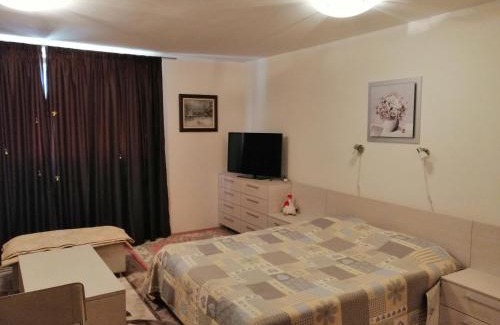 Borovets Apartment | Explore Borovets Gardens: 4-Star Apartments with Top Ratings