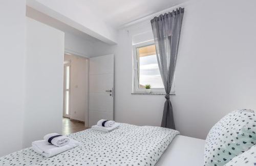 Dramalj Apartment | Family-Friendly Apartments in Dramalj with Pool Access