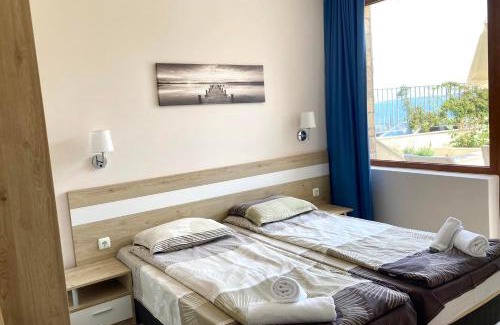 Budjaka Apartment | Elegant Oceanfront Apartments in Villas Apolon