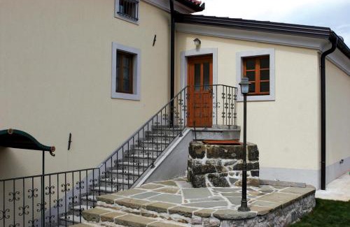 Matavun House | Guest Rated: 10/10 at Apartments Janks for Your Stay