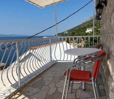Pisak Apartment | Family-Friendly Stay at Apartments Leut with Great Ratings