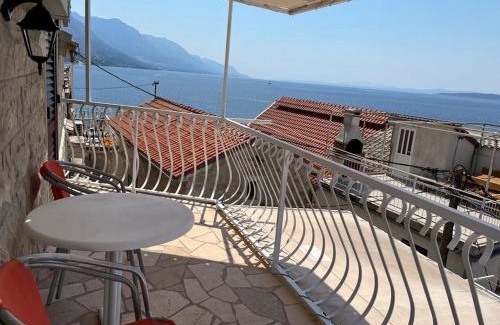 Pisak Apartment | Family-Friendly Stay at Apartments Leut with Great Ratings