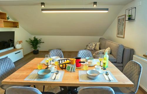 Postojna Apartment | Discover Apartments Lipa Plac: Family-Friendly Comfort