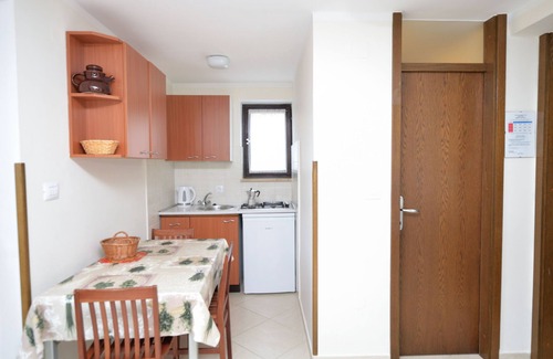 Cres Apartment | Guest Rated 10/10: Apartments Ljubomir on Island Cres