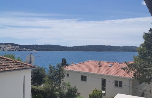 Okrug Gornji Apartment | Oceanfront Apartments Marina: Rated 10/10 in Okrug Gornji