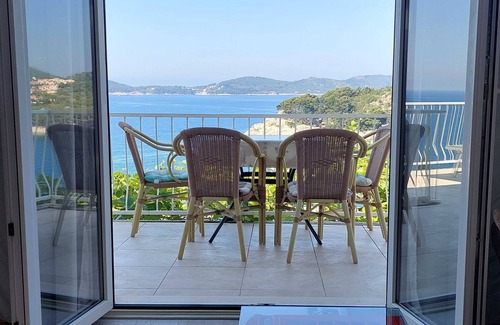 Stikovica Apartment | Apartments Matea - Two-Bedroom Apartment with Sea View and Balcony - (Štikovica)