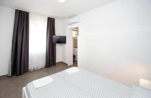 Bijeli do Apartment | Family-Friendly Apartments Mika with High Guest Ratings