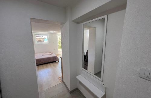 Varosh Apartment | Oceanfront Apartments Misa: Highly Rated Family Getaway