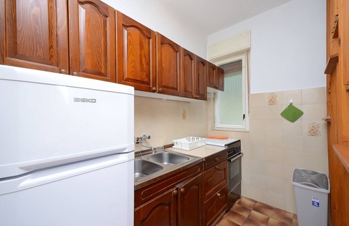 Icici Apartment | Oceanfront Apartments Mladen Jelica with Scenic Views