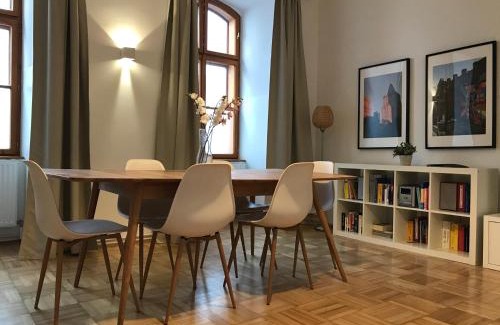 Josefstadt Apartment | Apartments near Rathaus