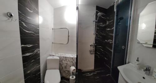 Lasnamae Apartment | Convenient Apartments Near City Center and Airport