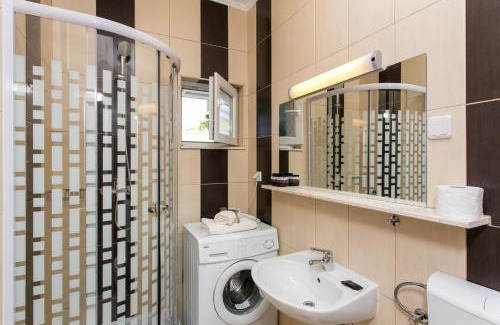 Brasina Apartment | Family-Friendly Retreat at Apartments Olive - Rated 9/10