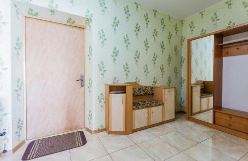 Dniprovs'kyi District Apartment | Comfortable Apartments on Darnitsa for Families and Pets