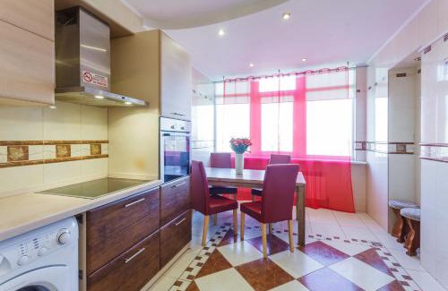 Dniprovs'kyi District Apartment | Comfortable Apartments on Darnitsa for Families and Pets