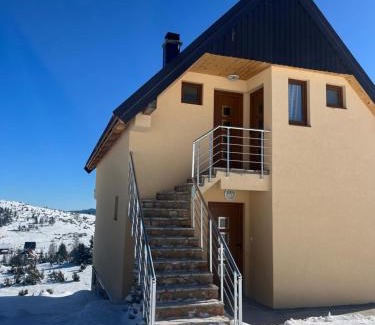 Razvrsje Apartment | Child-Friendly Apartments Orchidea - Guest Rated 10/10