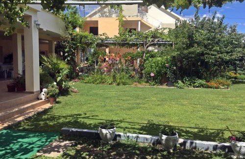 Gjerana House | Unmatched Comfort at Guesthouse Pelinkovic - Rated 9.8/10