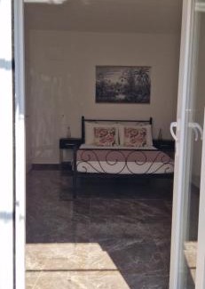 Komiza Apartment | Guest Rated 10/10: Family-Friendly Apartments Petar Komiza