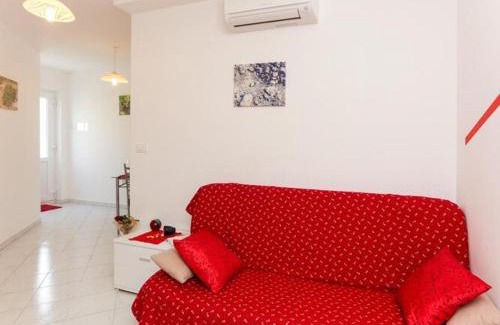 Babin Kuk Apartment | Apartments Pojko - Standard One-Bedroom Apartment with Terrace Red