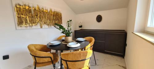 Cizici Apartment | Family-Friendly Apartments Rajna: 4-Star Guest Rated Stay