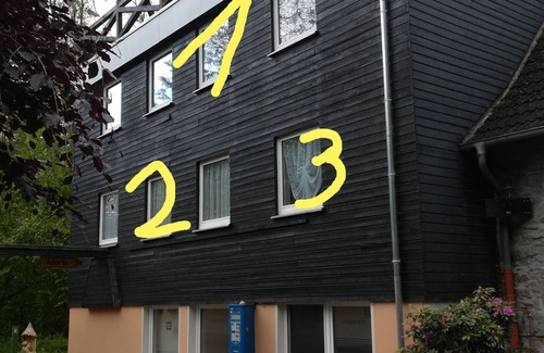 Aerzen Apartment | Pet-Friendly Schrappmühle Apartment 2 with Kitchen Access