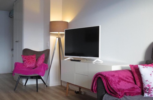 Beatenberg Apartment | Seeblick Apartments: Oceanfront Escape with Top Amenities