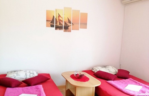 Valbandon Apartment | Comfortable Apartments Silvija with Pool in Valbandon, Croatia