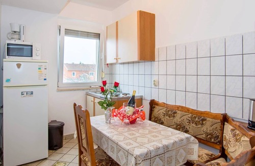 Valbandon Apartment | Comfortable Apartments Silvija with Pool in Valbandon, Croatia