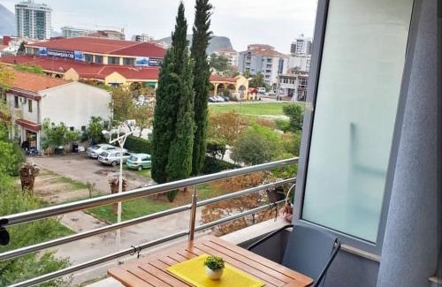 Maini House | Child-Friendly Apartments Sirena with 9.5/10 Guest Rating
