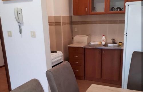 Maini House | Child-Friendly Apartments Sirena with 9.5/10 Guest Rating