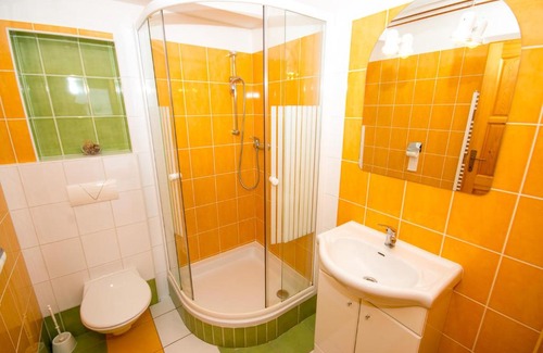 Cerna V Posumavi Apartment | Pet-Friendly Apartments U Jezera Černá with Ocean View
