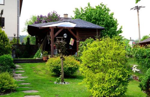 Mosty u Jablunkova Apartment | Pet-Friendly Apartments Ve Dvoře with High Guest Ratings