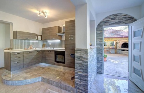 Senj Apartment | Oceanfront Apartments Velebit House in Biljevine