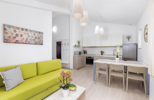 Valbandon Apartment | Apartments Villa Nina 1 (117861-A6) - Fazana