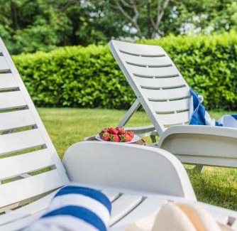 Kuceli Apartment | Relaxing Oceanfront Apartments Villa Sušanj with Great Reviews
