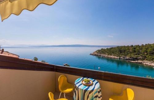 Klanfari Apartment | Oceanfront Apartments Vukovic: Rated 9.2/10 by Guests