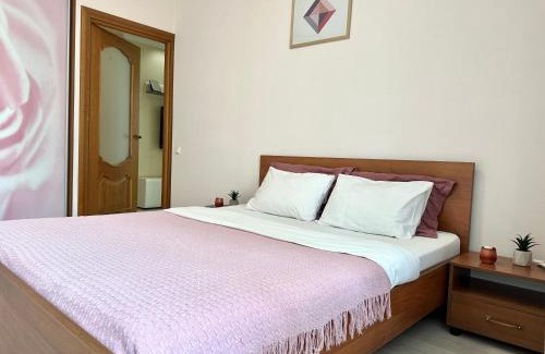 Rivne Apartment | Prime City Center Apartments Near Zlata Plaza & the Park