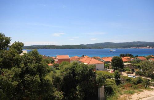 Orebic Apartment | Family-Friendly Apartments with Parking in Orebic, Peljesac