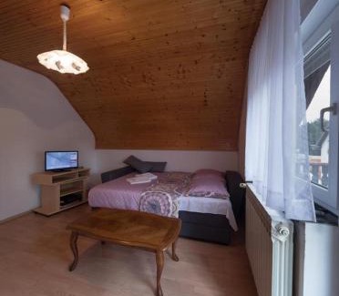 Catrnja Apartment | Cozy Apartments with Parking in Smoljanac, Plitvice