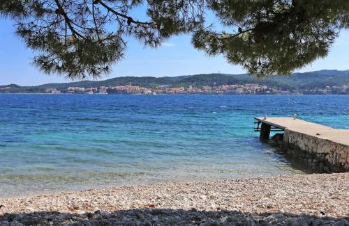 Kuciste Apartment | Pet-Friendly Apartments with Parking in Kuciste, Peljesac