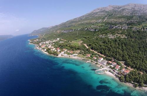 Kuciste Apartment | Pet-Friendly Apartments with Parking in Kuciste, Peljesac