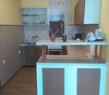Pirovac Apartment | Family-Friendly Apartments with Parking in Pirovac, Sibenik