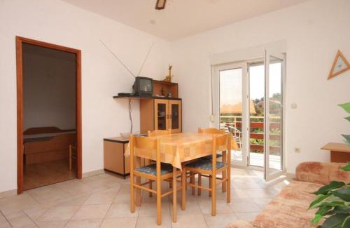 Bozava Apartment | Pet-Friendly Apartments with Parking in Bozava, Dugi Otok