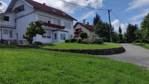 Slunj Apartment | Family-Friendly Apartments with Parking in Slunj, Plitvice