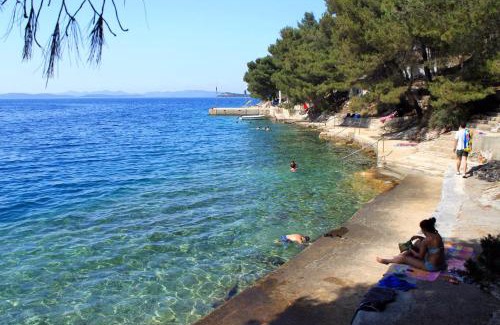 Island Dugi Otok Apartment | Family-Friendly Apartments with Parking in Sali, Dugi Otok