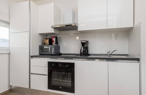 Novalja House | Relaxing Ocean View Apartments with Pool for 12 Guests