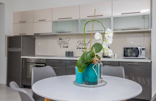 Klanfari Apartment | Oceanfront Apartments Zorica in Dramalj with Breakfast