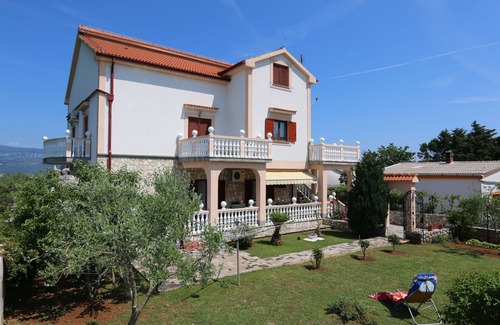 Polje Apartment | Idyllic Apartment Čekić with Ocean View in Silo, Krk