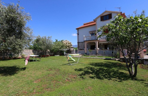 Polje Apartment | Idyllic Apartment Čekić with Ocean View in Silo, Krk